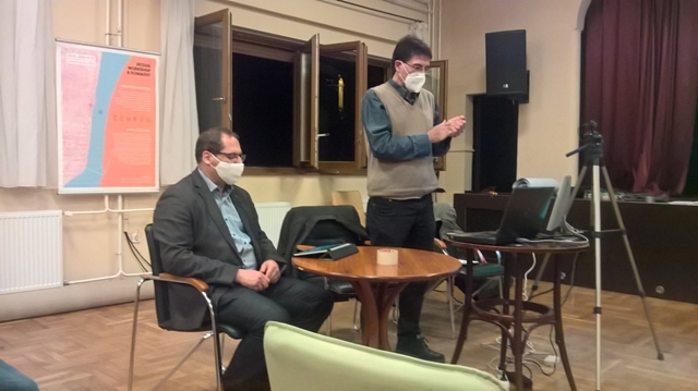 Béres András harmadik kerületi alpolgármester és G. Szabó István a DWSR képviseletében