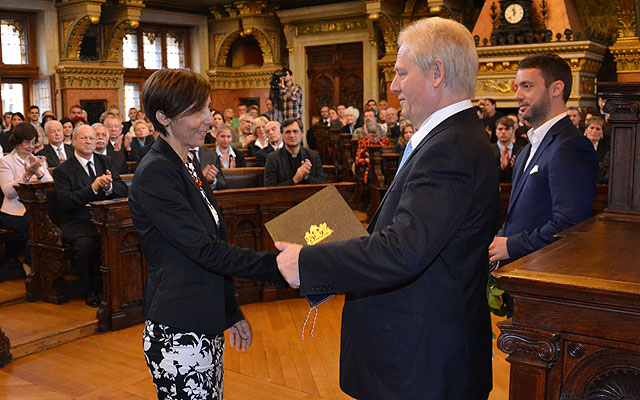 DR. CSOÓ ANNAMÁRIA, a Humán Erőforrás Menedzsment Főosztály osztályvezetője 