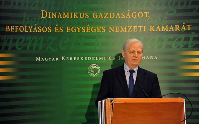 Tarlós István főpolgármester előadást tart az Országos Vállalkozói Mentorprogram Közép-Magyarországi régiójának gazdasági fórummal egybekötött nyitórendezvényén