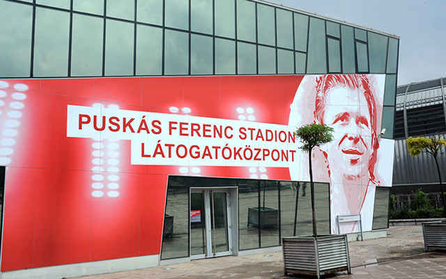 A Puskás Ferenc Stadion Látogatóközpont épülete a Budapest Sportaréna mellett