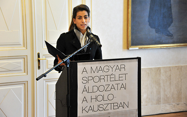 Szalay-Bobrovniczky Alexandra főpolgármester-helyettes megnyitja a "A magyar sportélet áldozatai a Holokausztban" kiállítást a Városligeti Műjégpálya dísztermében