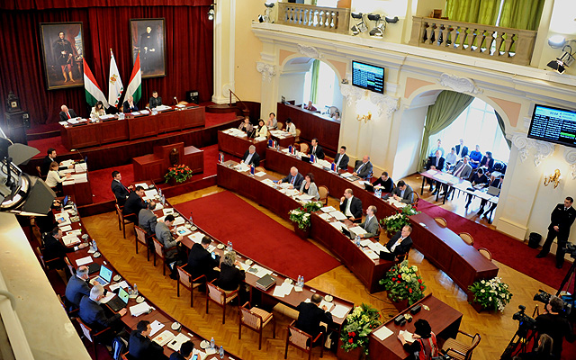 A Fővárosi Közgyűlés ülése 2015. február 25-én a Városháza dísztermében