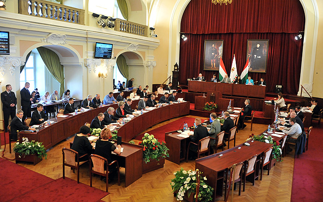 A Fővárosi Közgyűlés ülése 2015. május 27-én a Városháza dísztermében